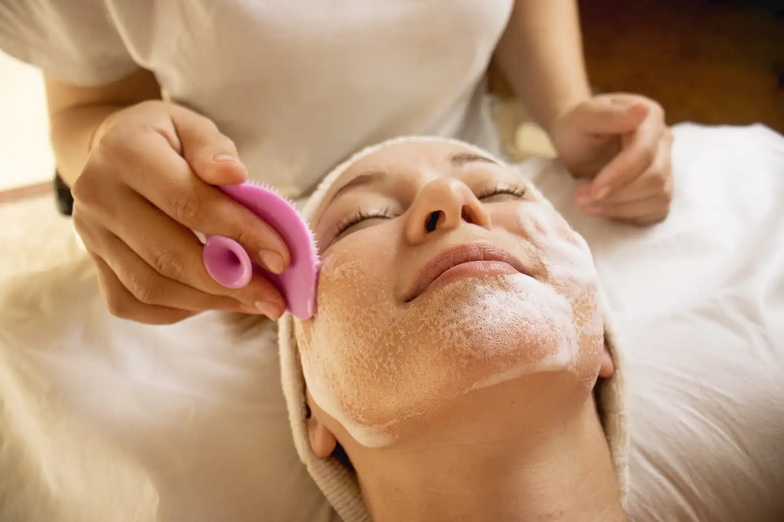 25% off a first custom facial